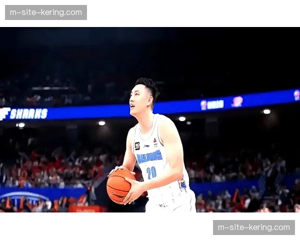 翟晓川防守正负值+2.3 隐形价值获顶薪合同认可