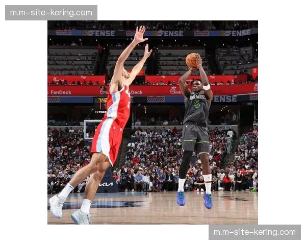 爱德华兹41分率森林狼逆转灰熊 收获赛季四连胜